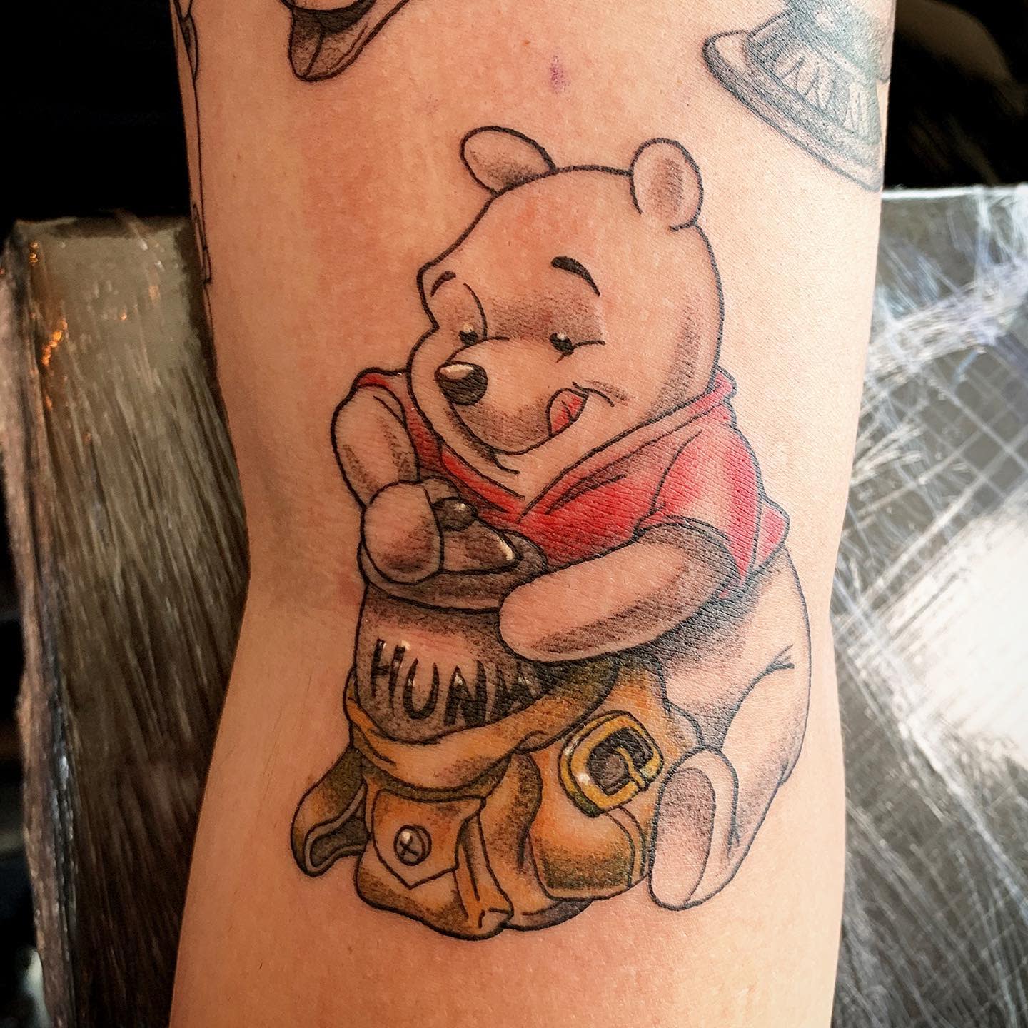 Honey Winnie the Pooh Tattoo -gossie.tattoo